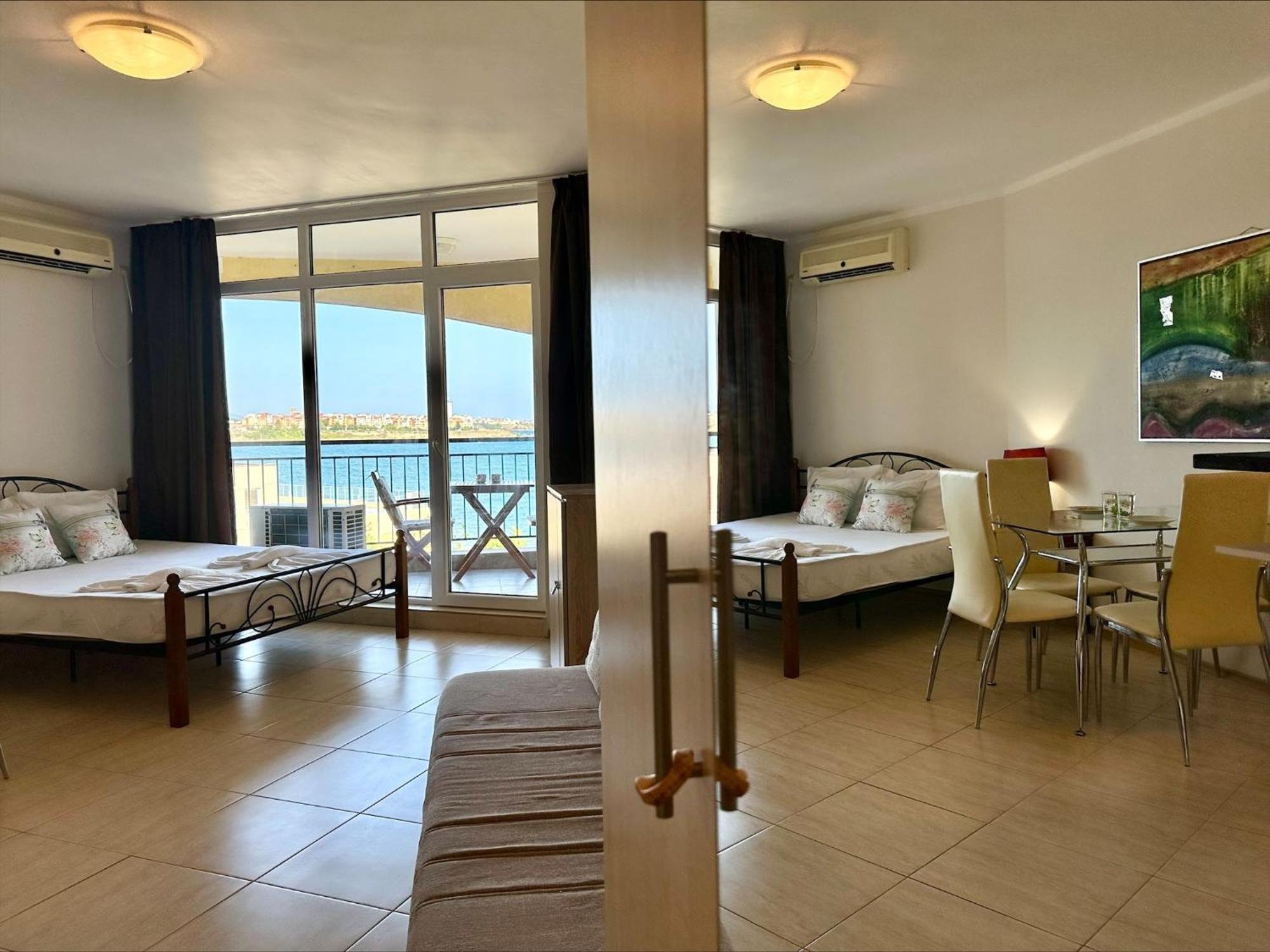 Menada Grand Resort Apartments Aheloy Zimmer foto