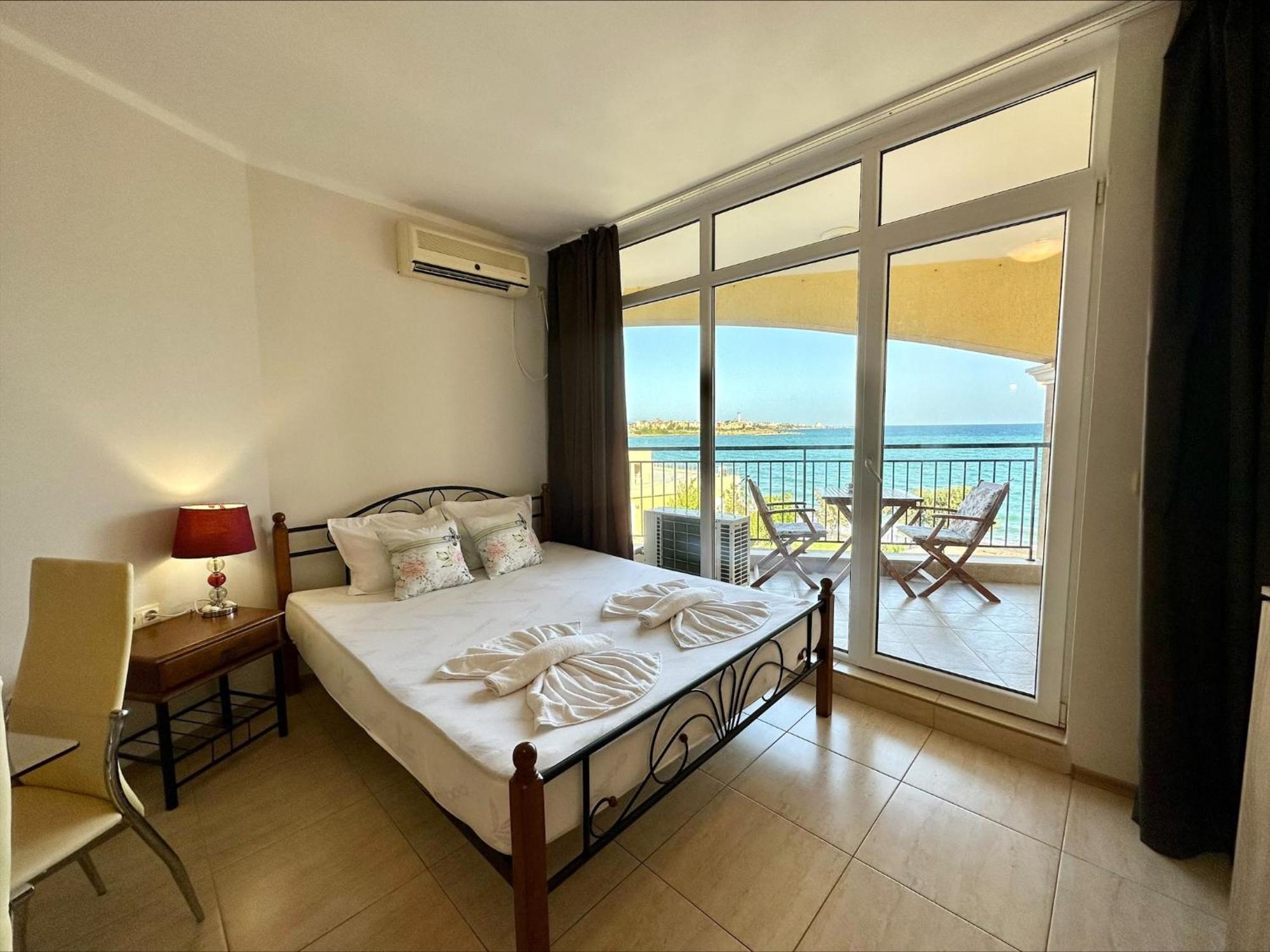 Menada Grand Resort Apartments Aheloy Zimmer foto