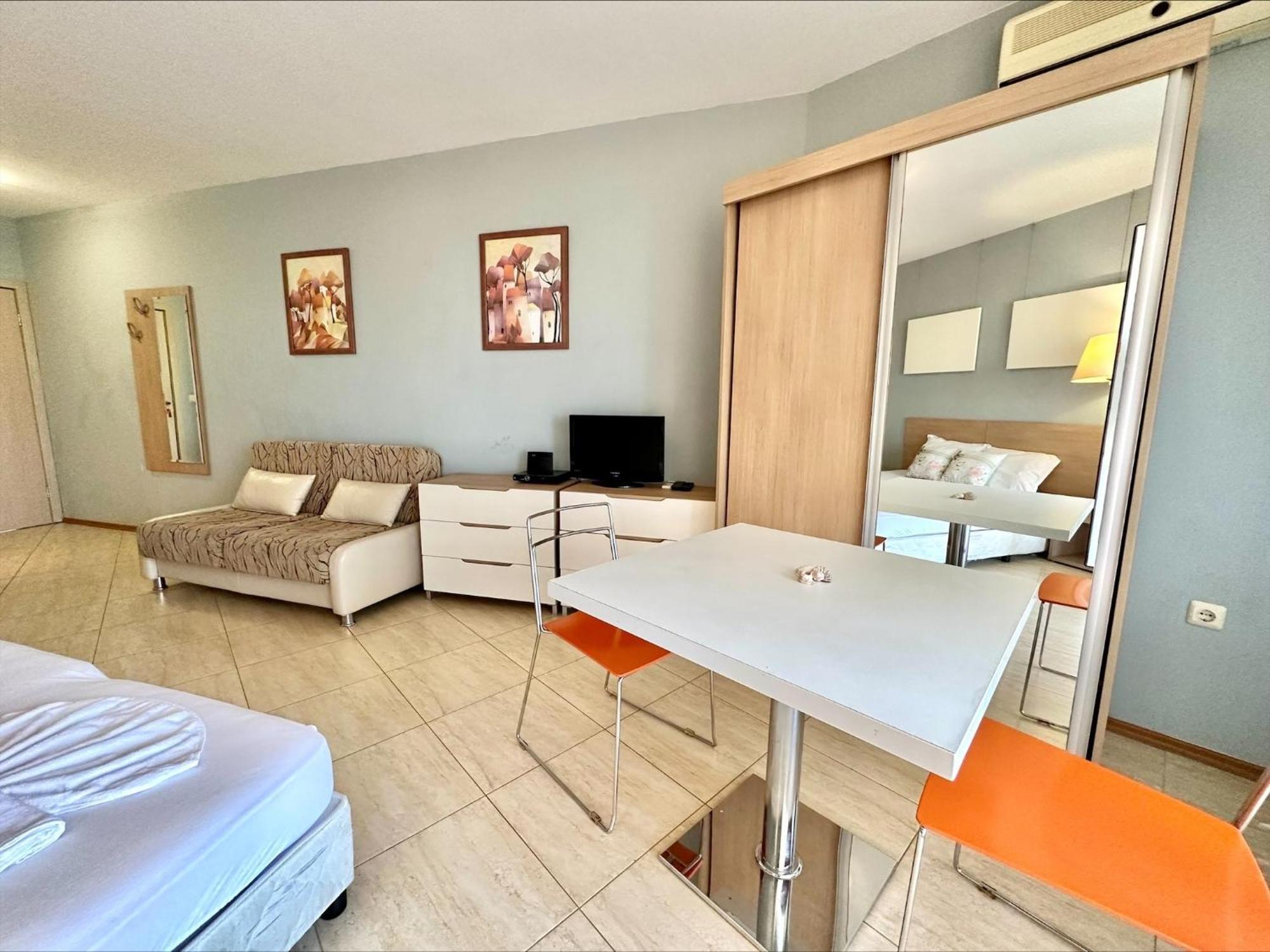 Menada Grand Resort Apartments Aheloy Zimmer foto