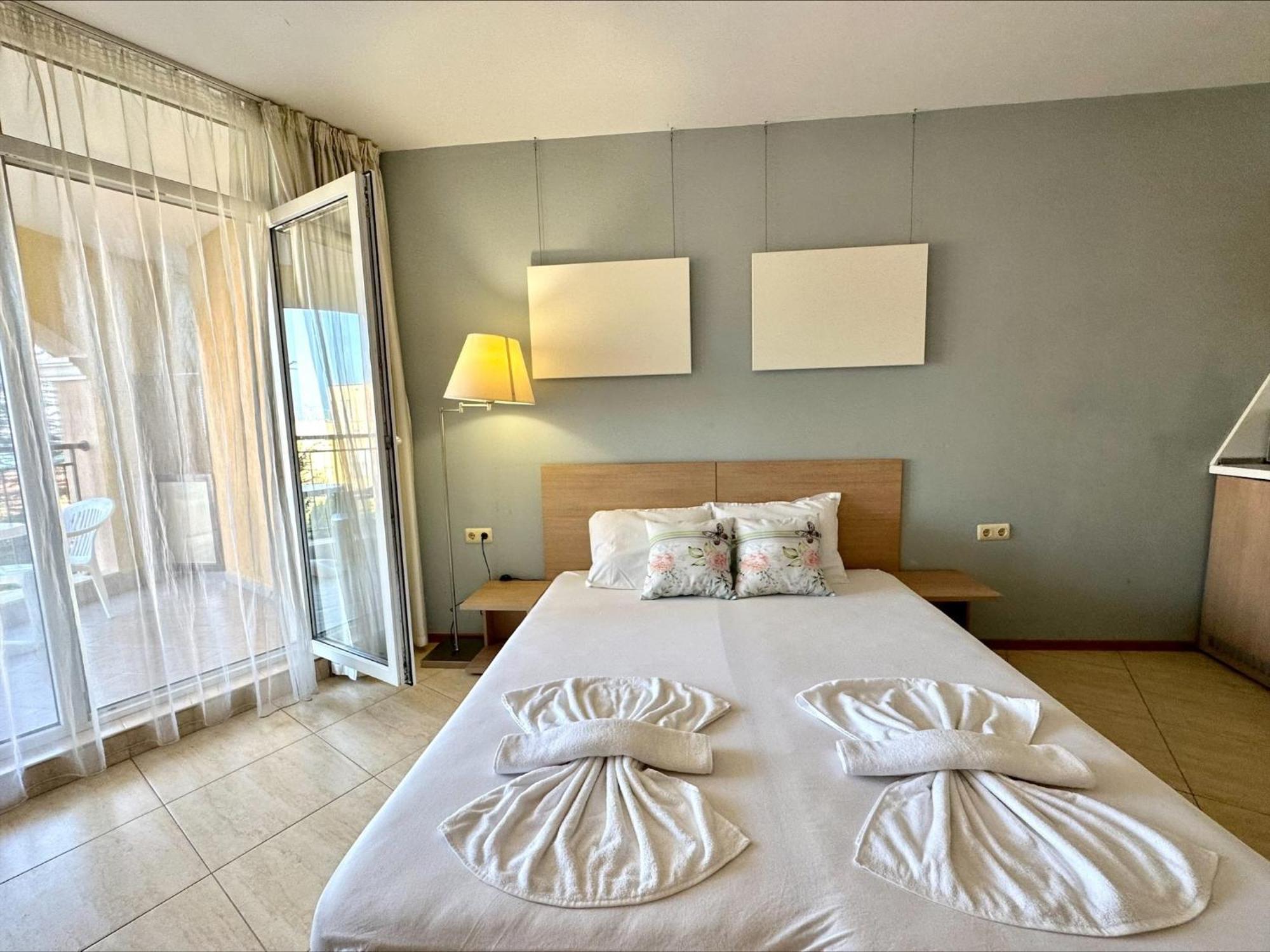 Menada Grand Resort Apartments Aheloy Zimmer foto