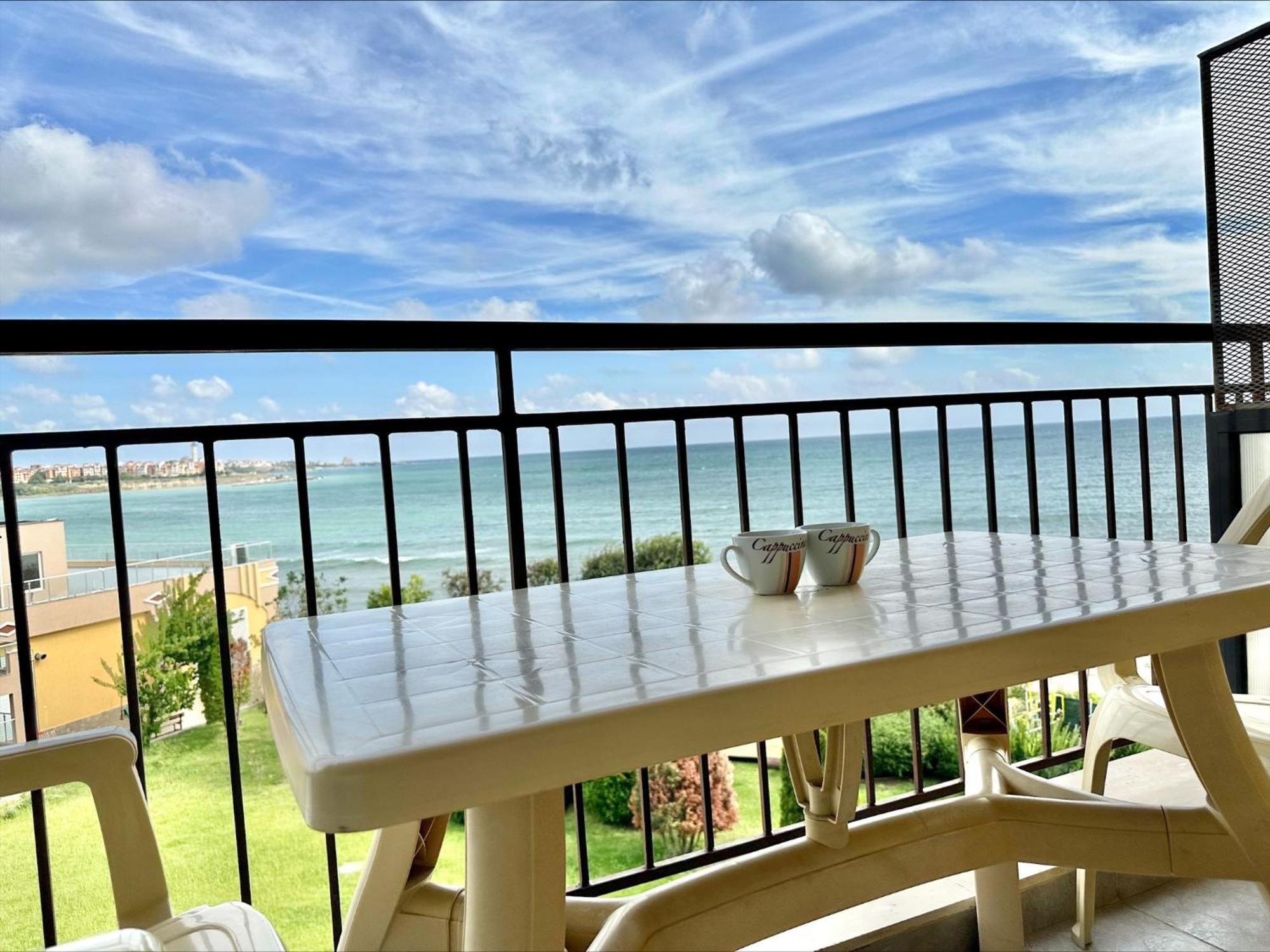 Menada Grand Resort Apartments Aheloy Zimmer foto